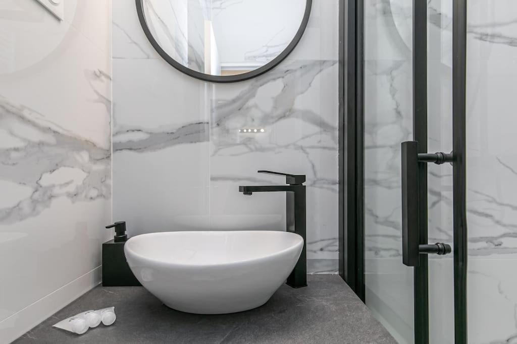 Mba Splendide Appart - Le Raincy - Banlieue Paris Villemomble Dış mekan fotoğraf